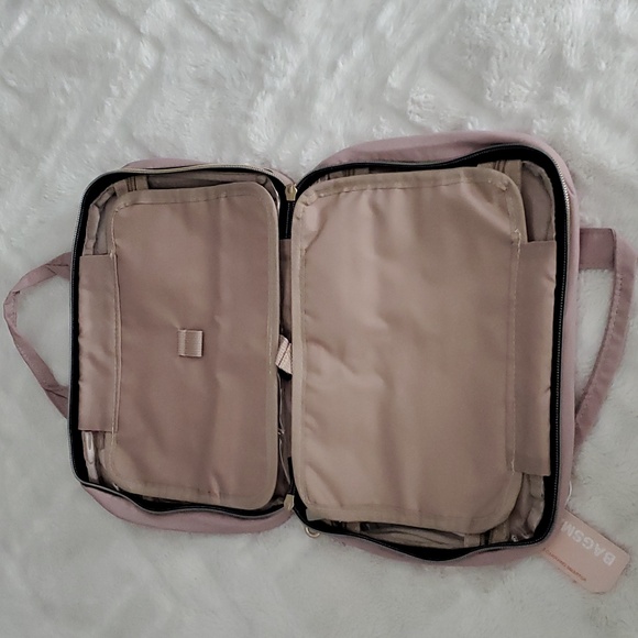 Pink Quilted Women's Cosmetic Bag - Picture 5 of 6